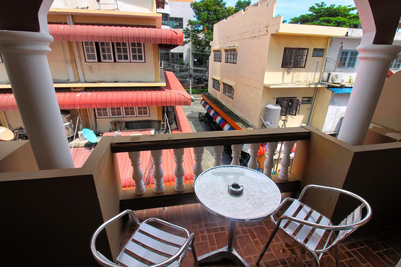 Jomtien Beach Pool House Pattaya Esterno foto
